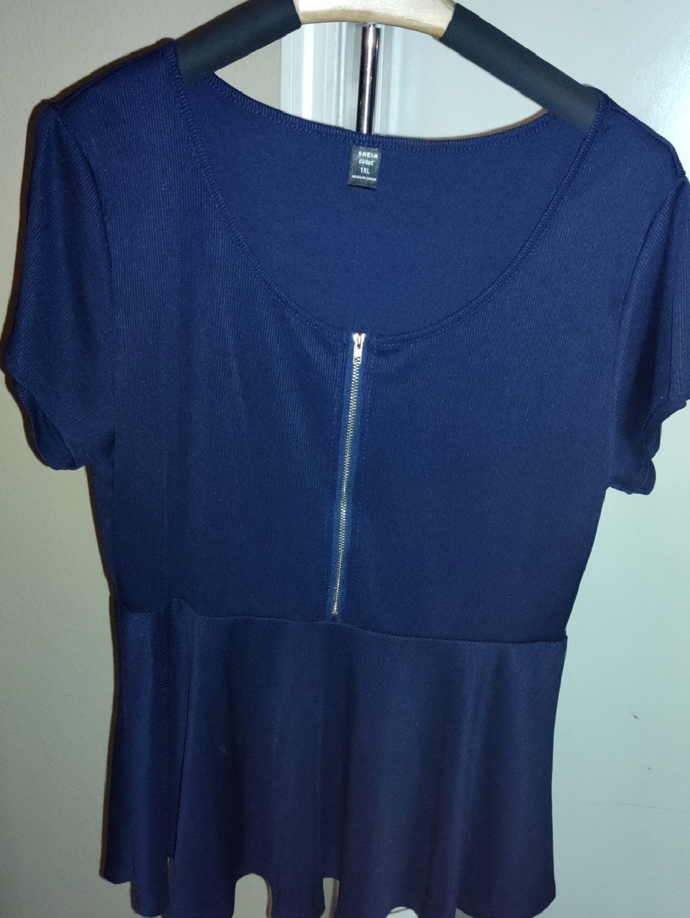 SHEIN Navy Blue Short Sleeve Peplum Top with Front Zip